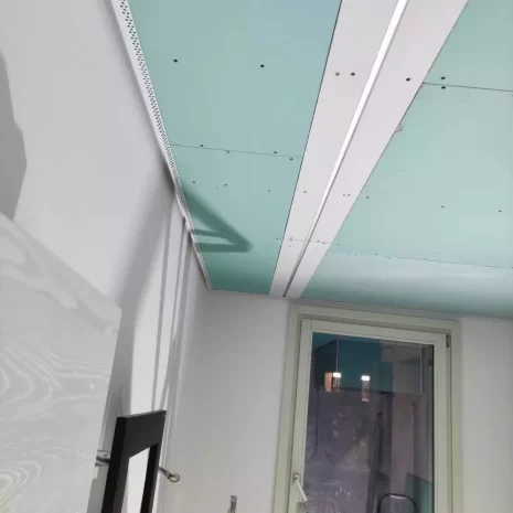 ELEMENTO IN CARTONGESSO CON PROFILO ALLUMINIO PER LUCE LED4 ELEMENTO IN CARTONGESSO CON PROFILO ALLUMINIO PER LUCE LED4